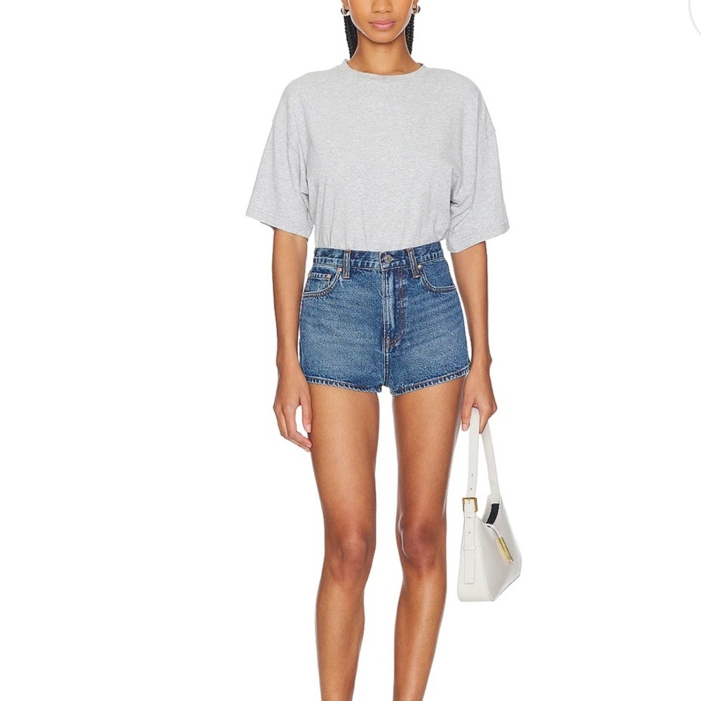 NWT GRLFRND Kyla Hot Short – Size 24